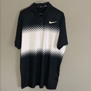 Nike Tiger Woods Collection Dri-Fit  L. Bulk/Wht